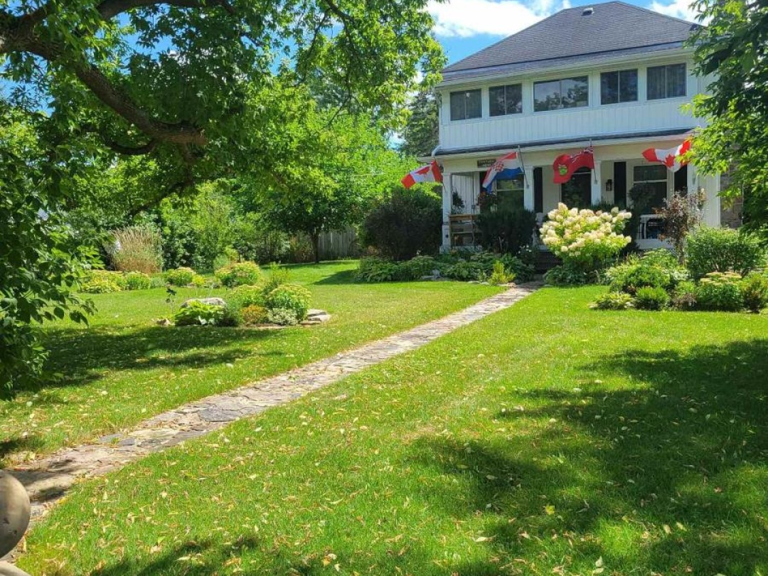 48 DUNN STREET, Kawartha Lakes (Bobcaygeon)