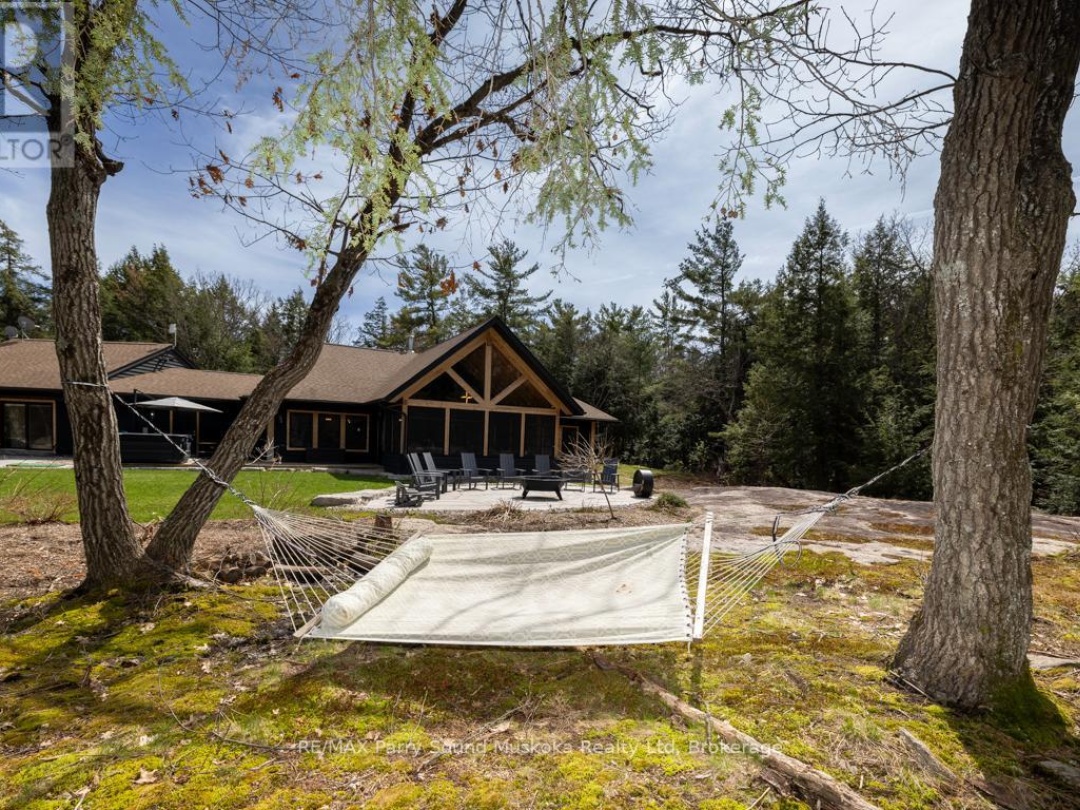 191 CLEAR LAKE ROAD, Seguin