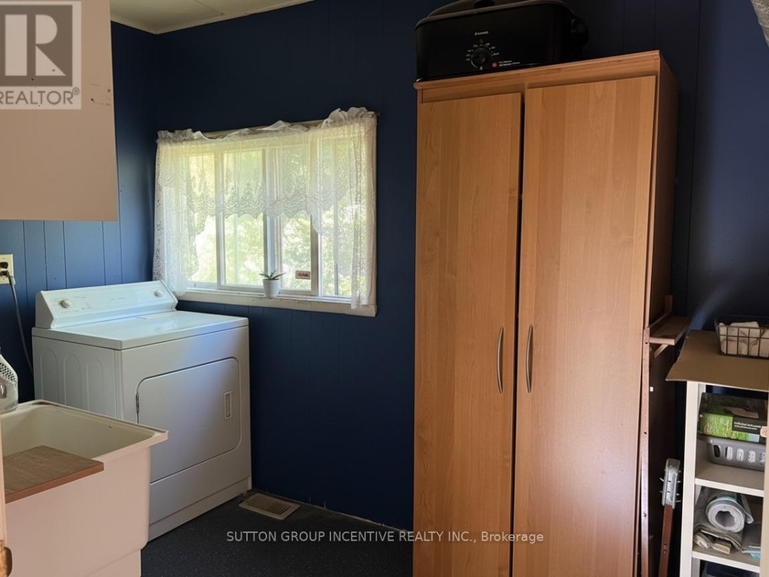 4075 AIRPORT ROAD, Ramara
