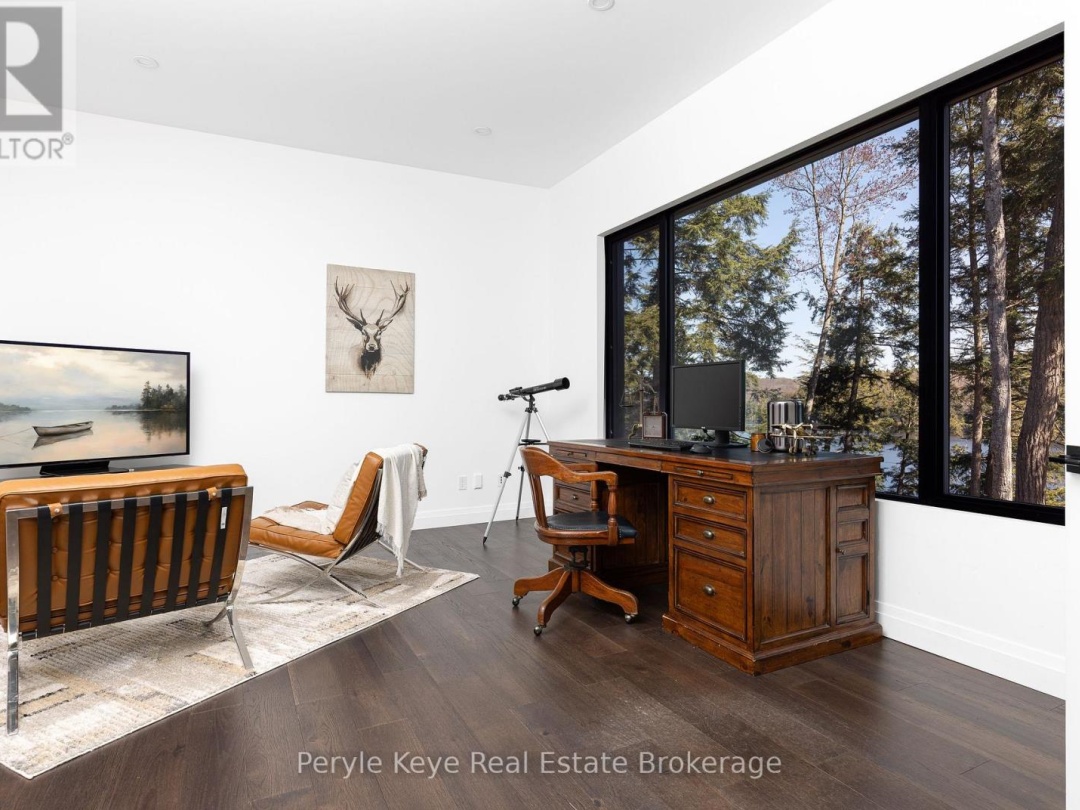 86 CLAREN CRESCENT, 