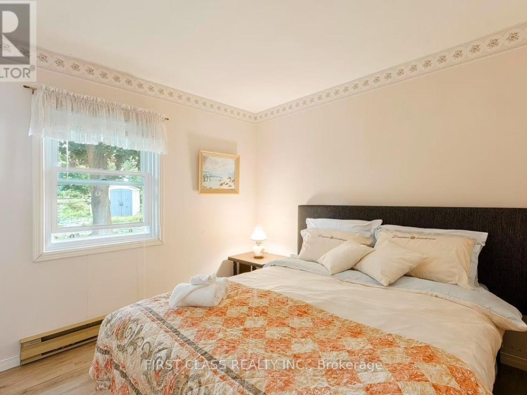 88 ALSOPS BEACH ROAD, Lake Simcoe