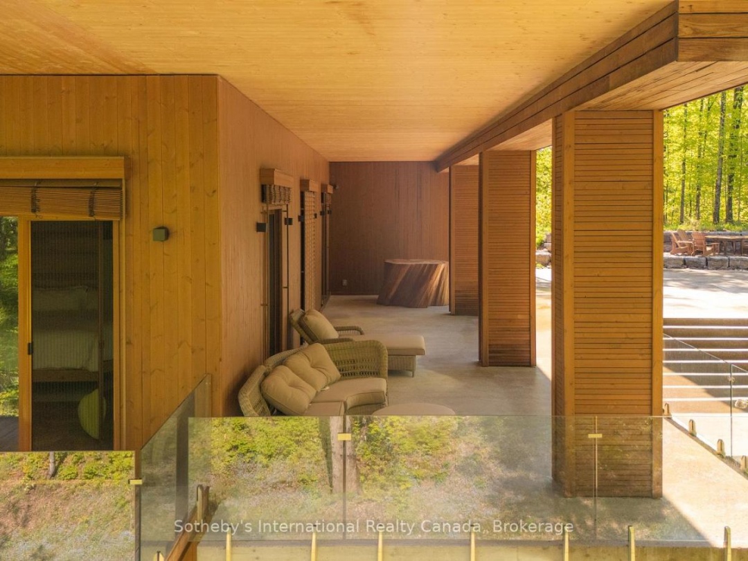 1739 TRAPPER'S TRAIL ROAD, Miskwabi Lake