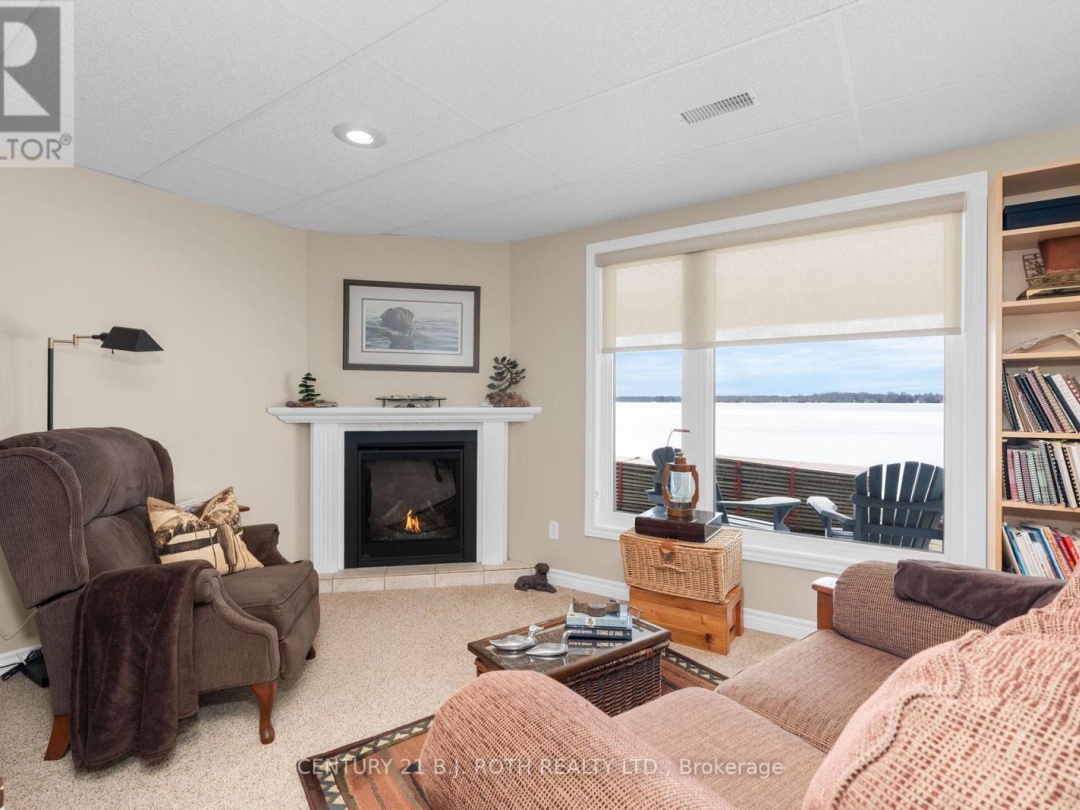 4307 ORKNEY BEACH ROAD, Lake Simcoe