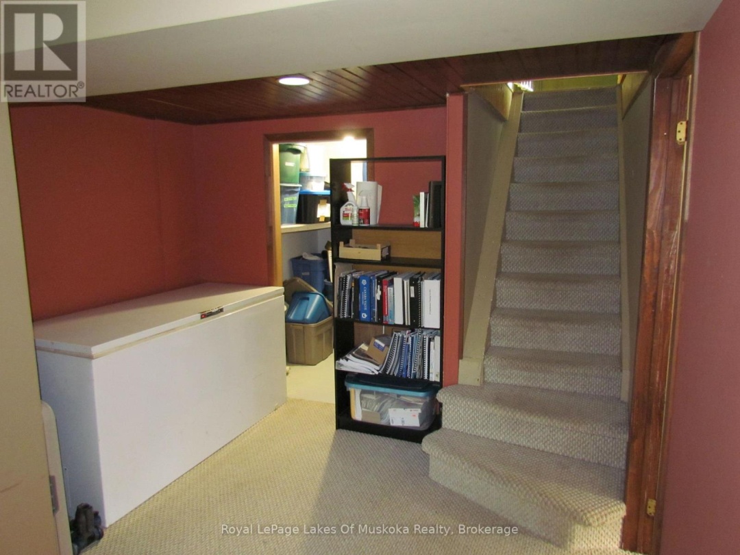 1016 LAYCOX ROAD, 