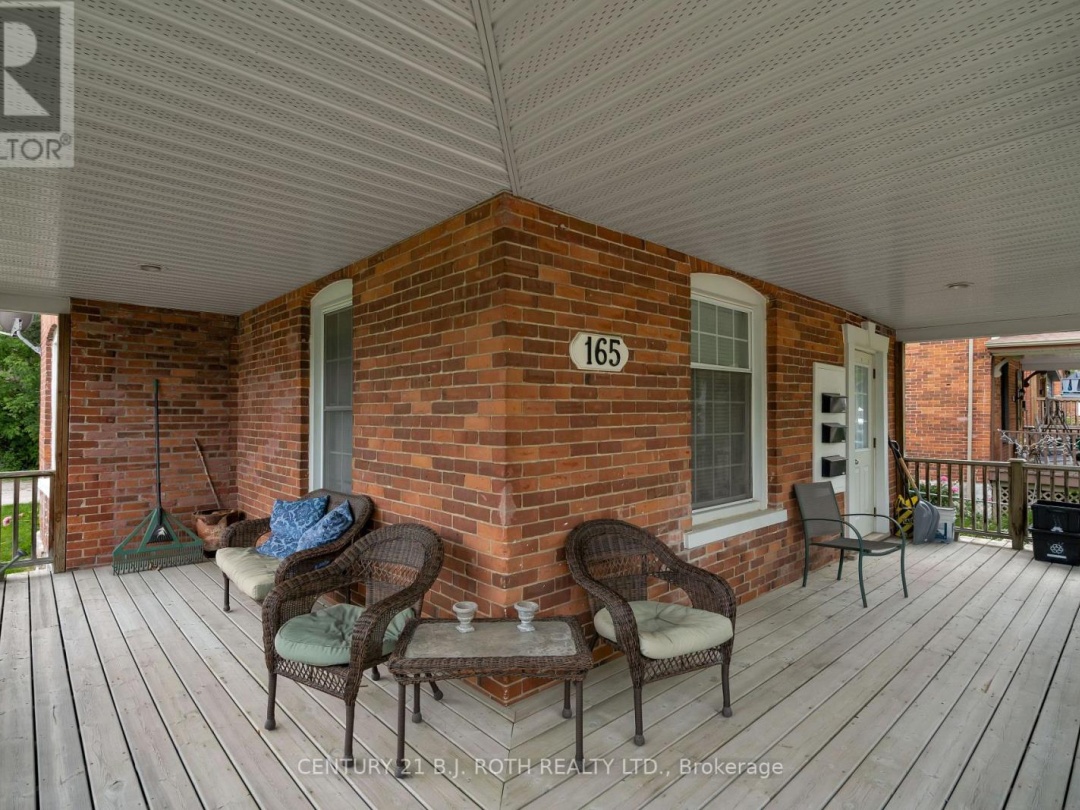 165 PARKVIEW AVENUE, 