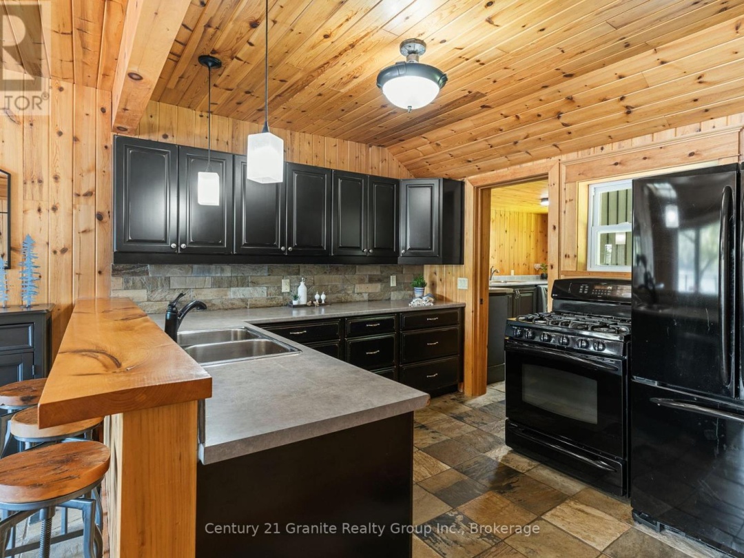 1025 SAGE DRIVE, 