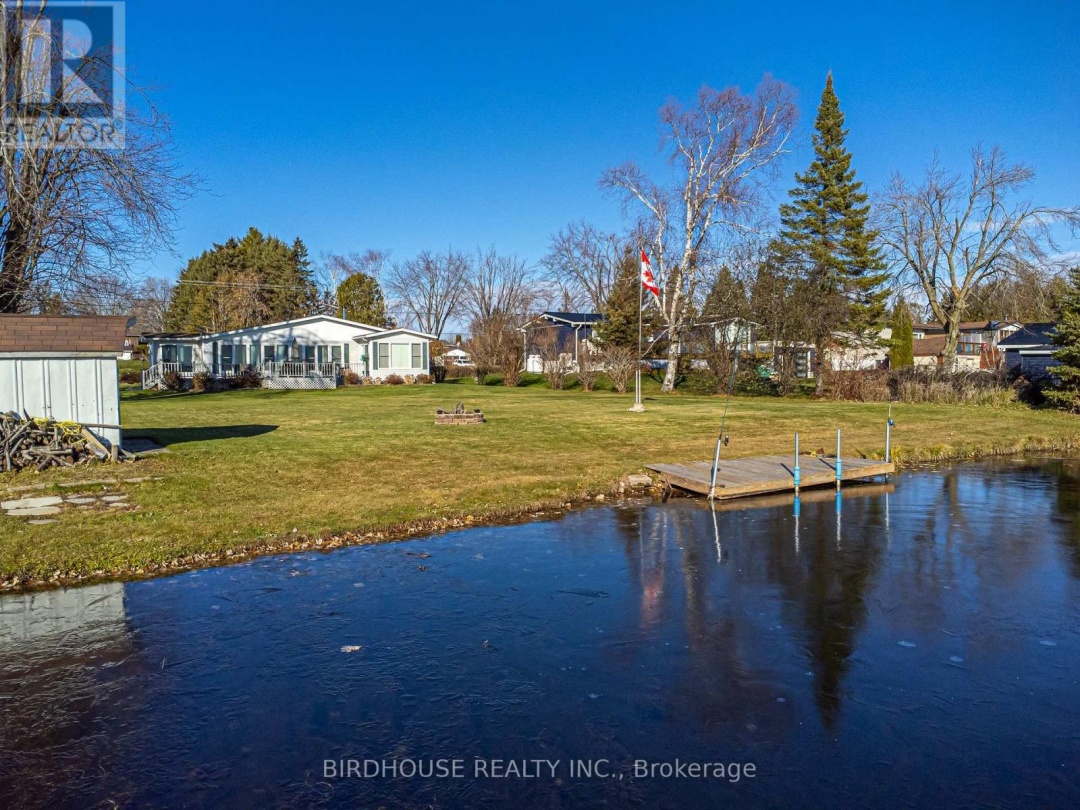 132 FENELON DRIVE, Sturgeon Lake