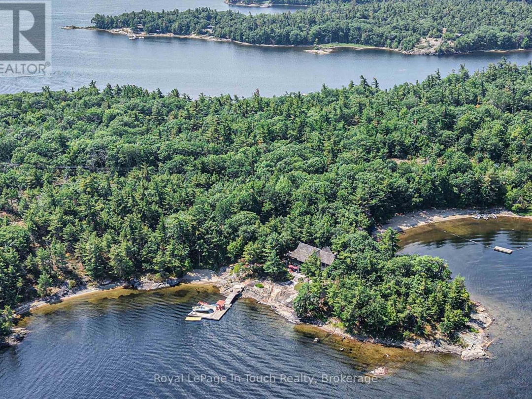 4 IS 2075 ARTHUR ISLAND, GEORGIAN BAY, 