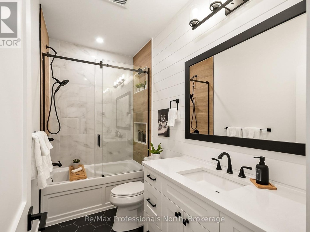 1054 BRYDONS BAY ROAD, 
