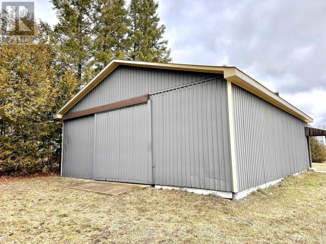 414 NORTH LINE ROAD, Kawartha Lakes (Fenelon)