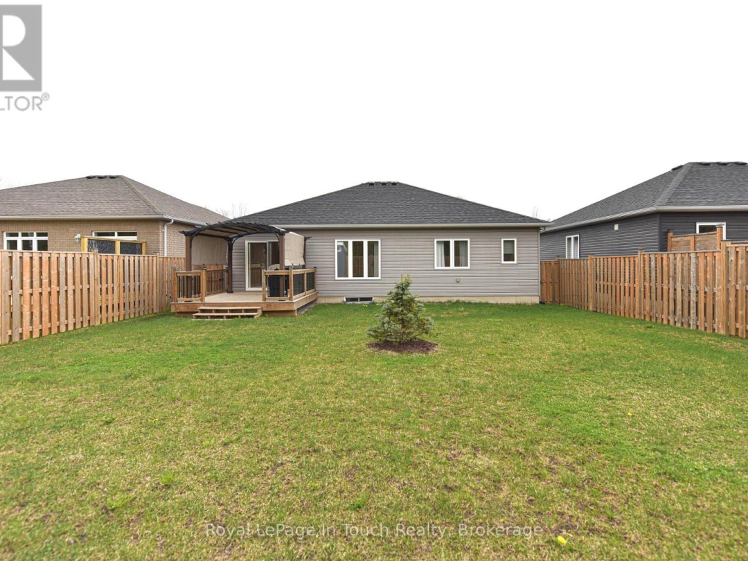 45 Ralph Dalton Boulevard, Tay (Victoria Harbour)
