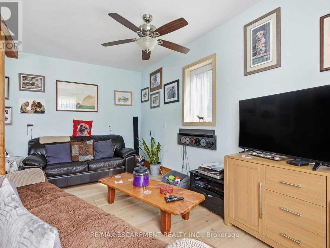181 DILL STREET, Bracebridge (Macaulay)