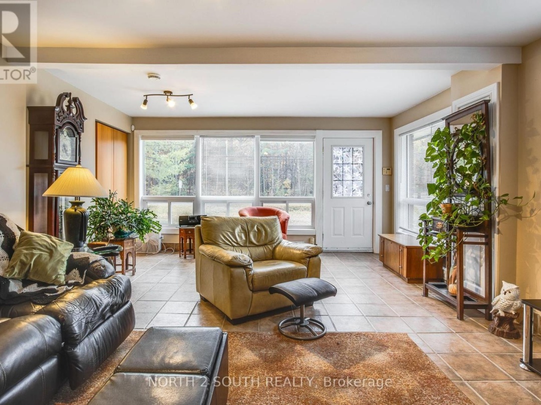 2512 HONEY HARBOUR ROAD, Georgian Bay (Baxter)