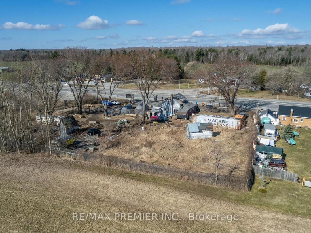 8665 HWY 11, Severn (West Shore)
