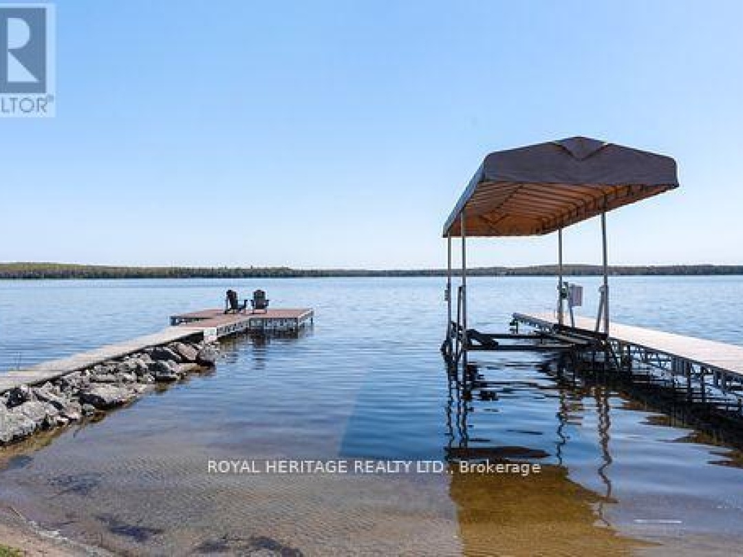 34 HILLS ROAD, Pigeon Lake