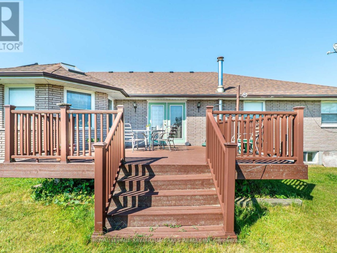 120 MARK ROAD, Kawartha Lakes (Fenelon)