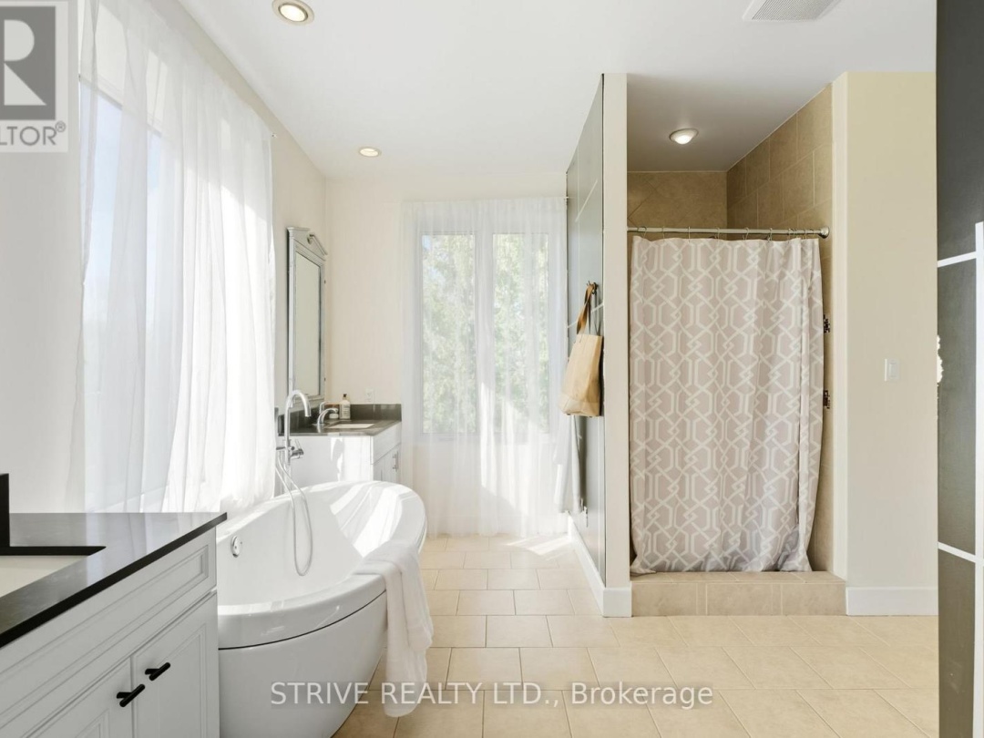 165 BAYSHORE DRIVE, Ramara