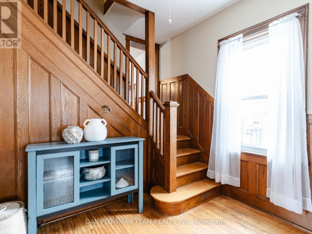 48 DUNN STREET, Kawartha Lakes (Bobcaygeon)