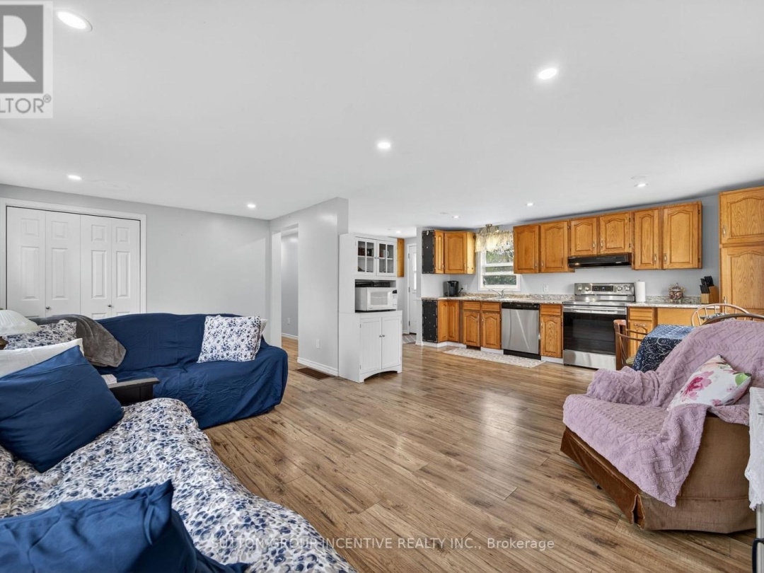 4652 PLUM POINT ROAD, 