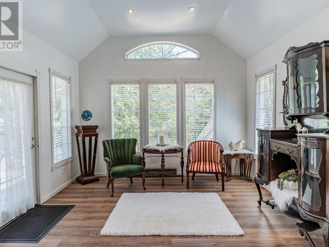 1065 CLOVERLEAF ROAD, Kennisis River