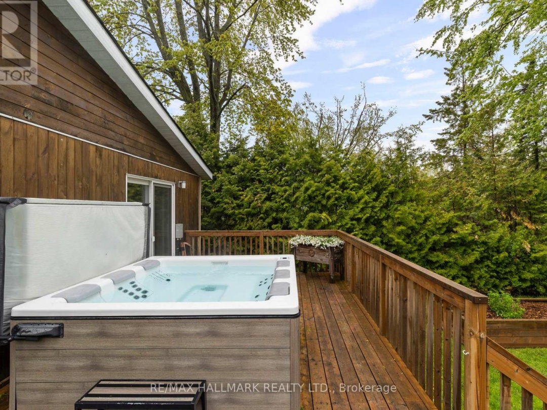 95 LAKE AVENUE, Lake Simcoe