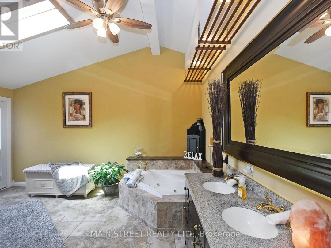 26 ISLAND TRAIL S, Lake Simcoe