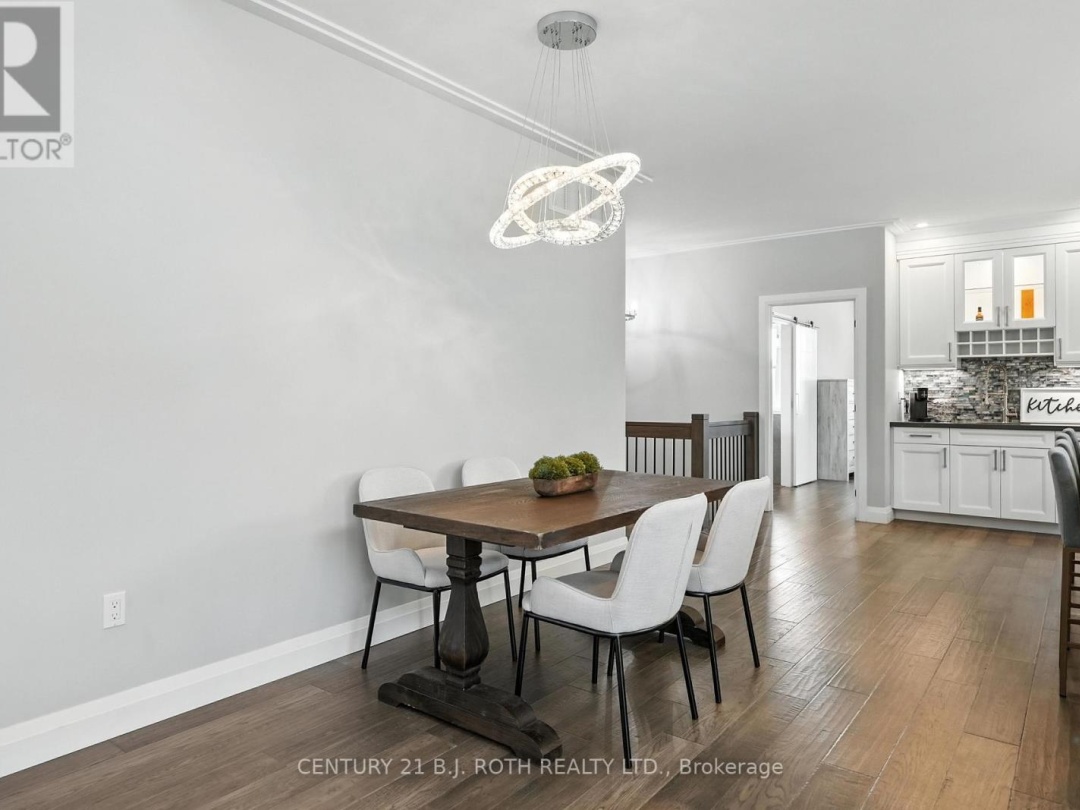 3510 BRENNAN LINE W, 