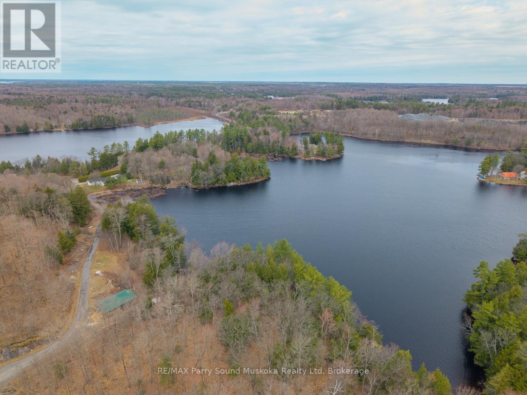 92 BLUE LAKE ROAD, Murdock Lake
