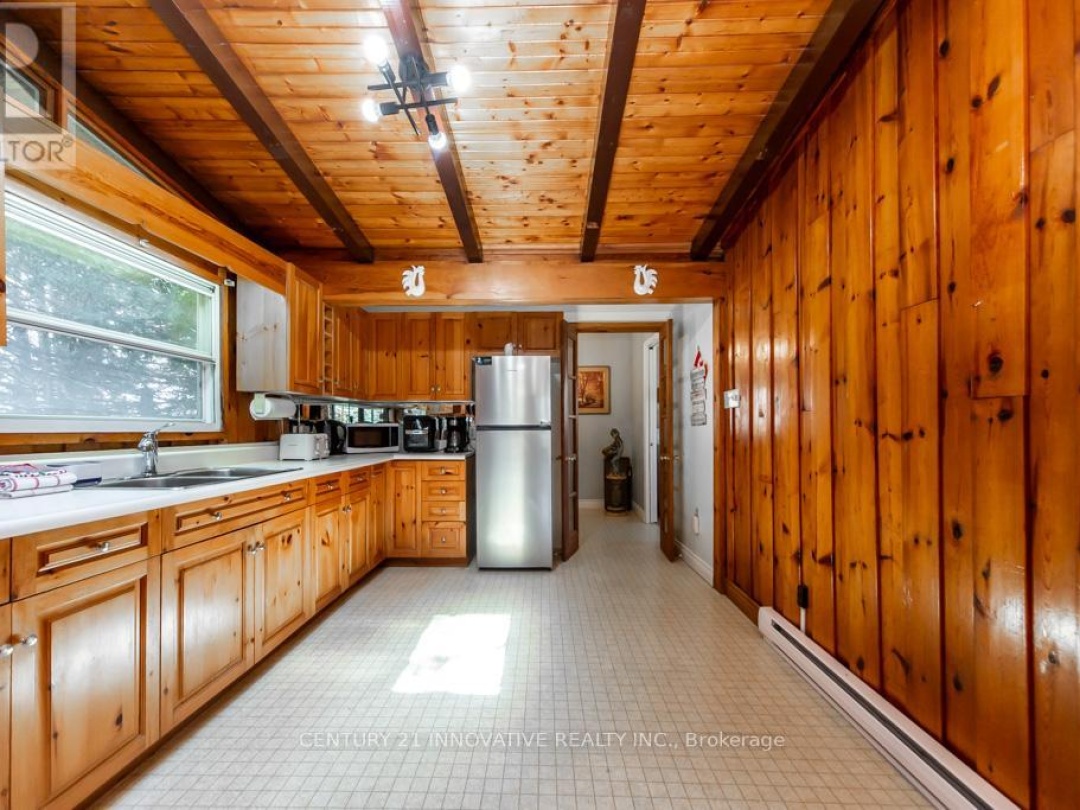 159 MCGUIRE BEACH ROAD, Canal Lake