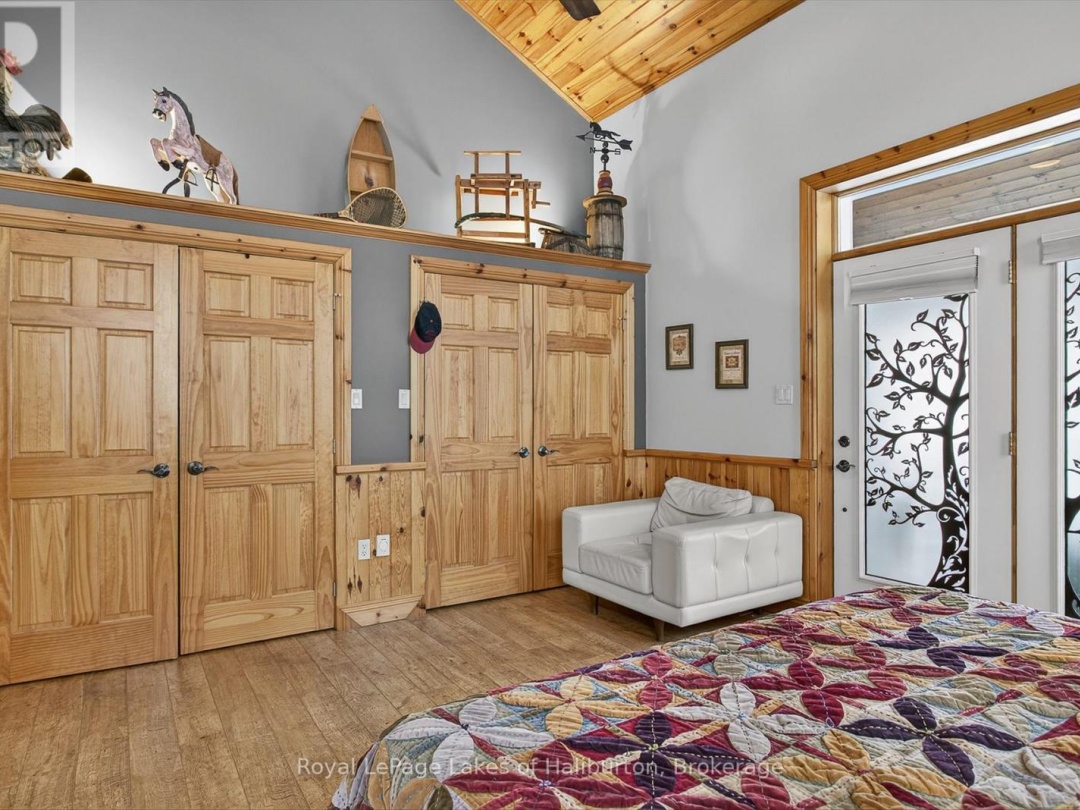 54 CLEARVIEW DRIVE, Crystal Lake