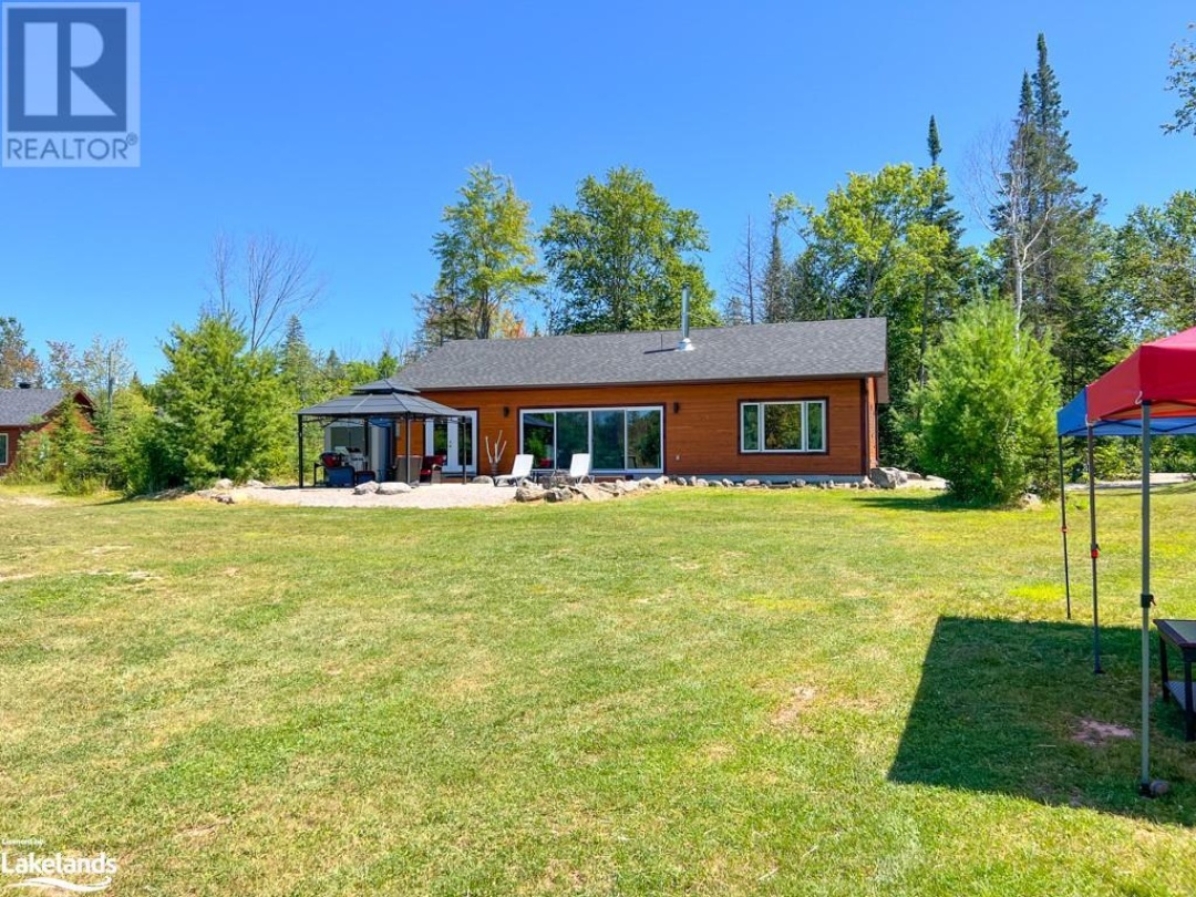 137 Gibson Bay Road, Whitestone Lake