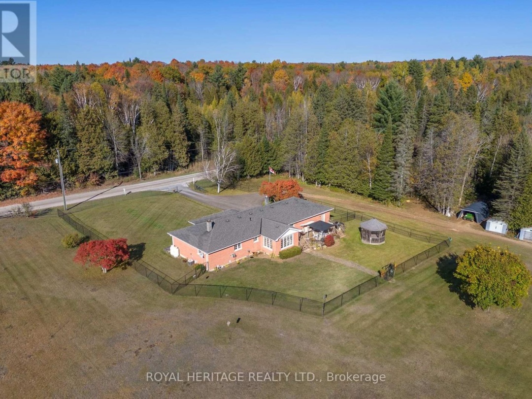 26 BACK BAY ROAD, Trent Lakes