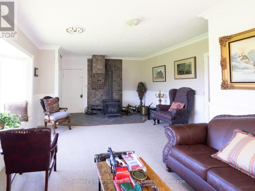 1614 HORSESHOE VALLEY ROAD E, Oro-Medonte (Horseshoe Valley)