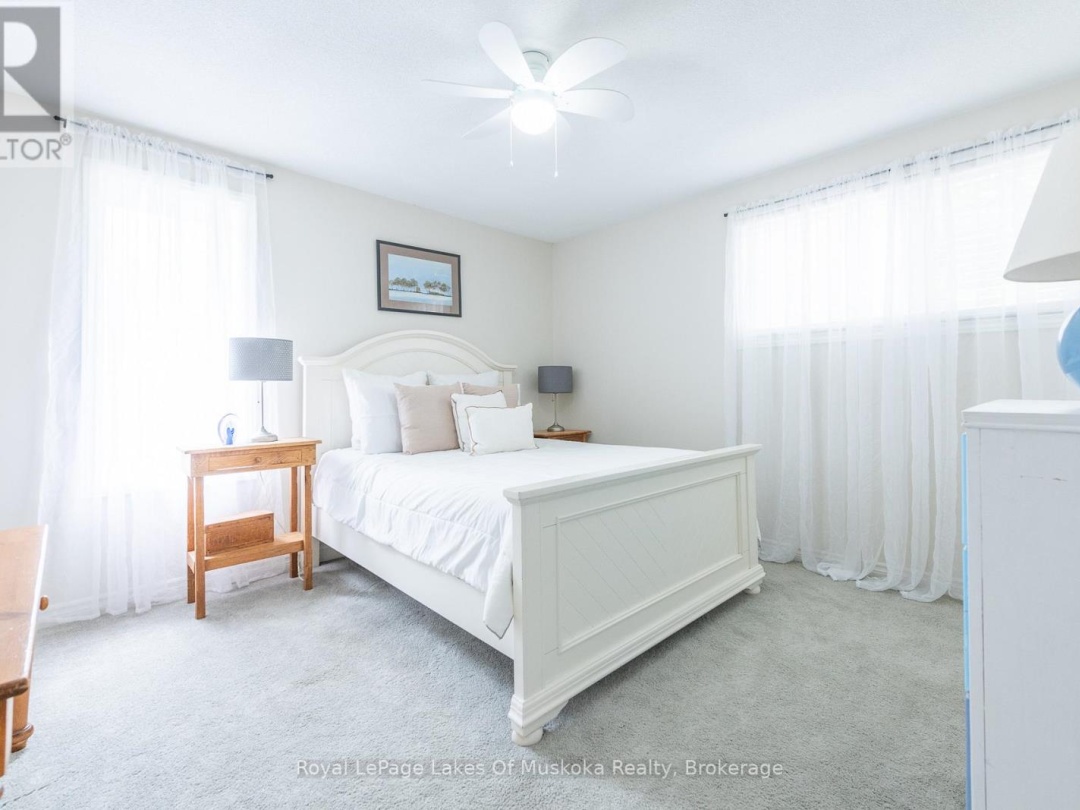 1588 SKYLINE DRIVE, Peninsula Lake