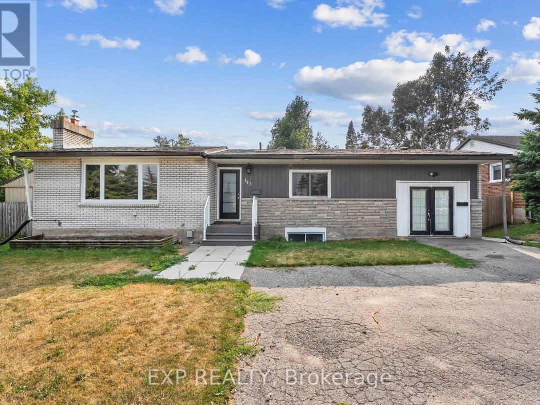 143 WESTMOUNT DRIVE N, 