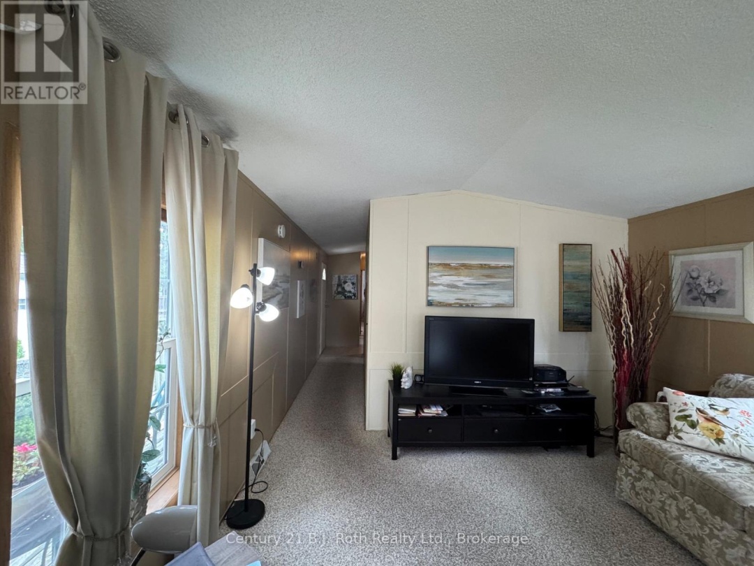 4105 SPRUCE ROAD, 