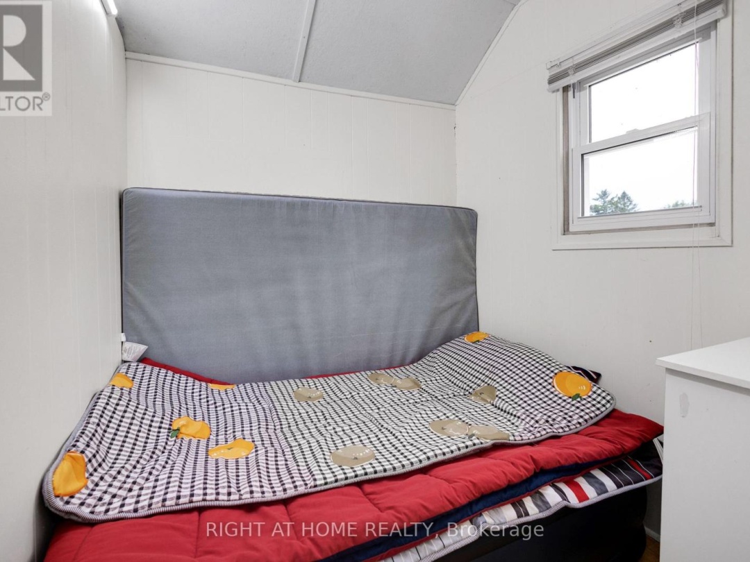 25 PLAYFAIR DRIVE, 