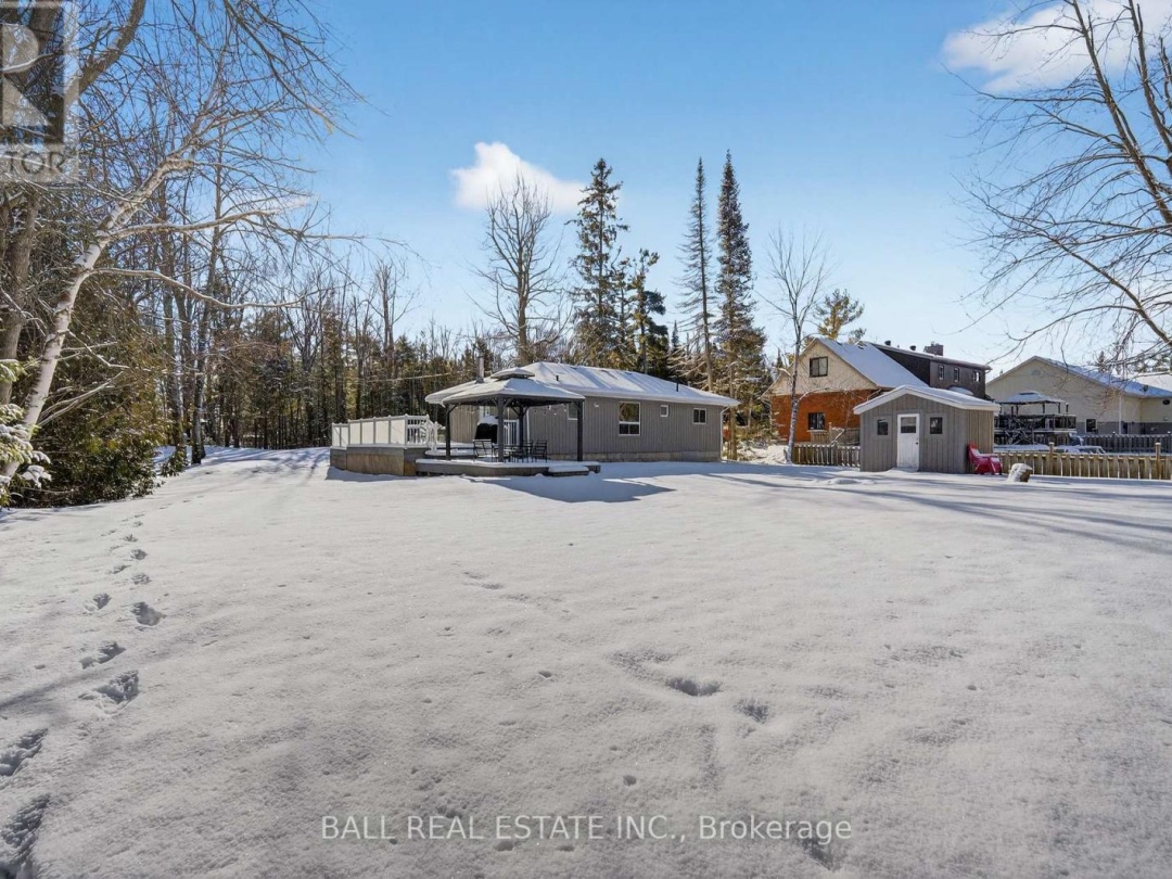 25 BAYVIEW ESTATE ROAD, Sturgeon Lake
