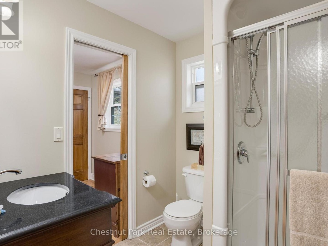 107-10 - 1052 RAT BAY ROAD, Lake of Bays