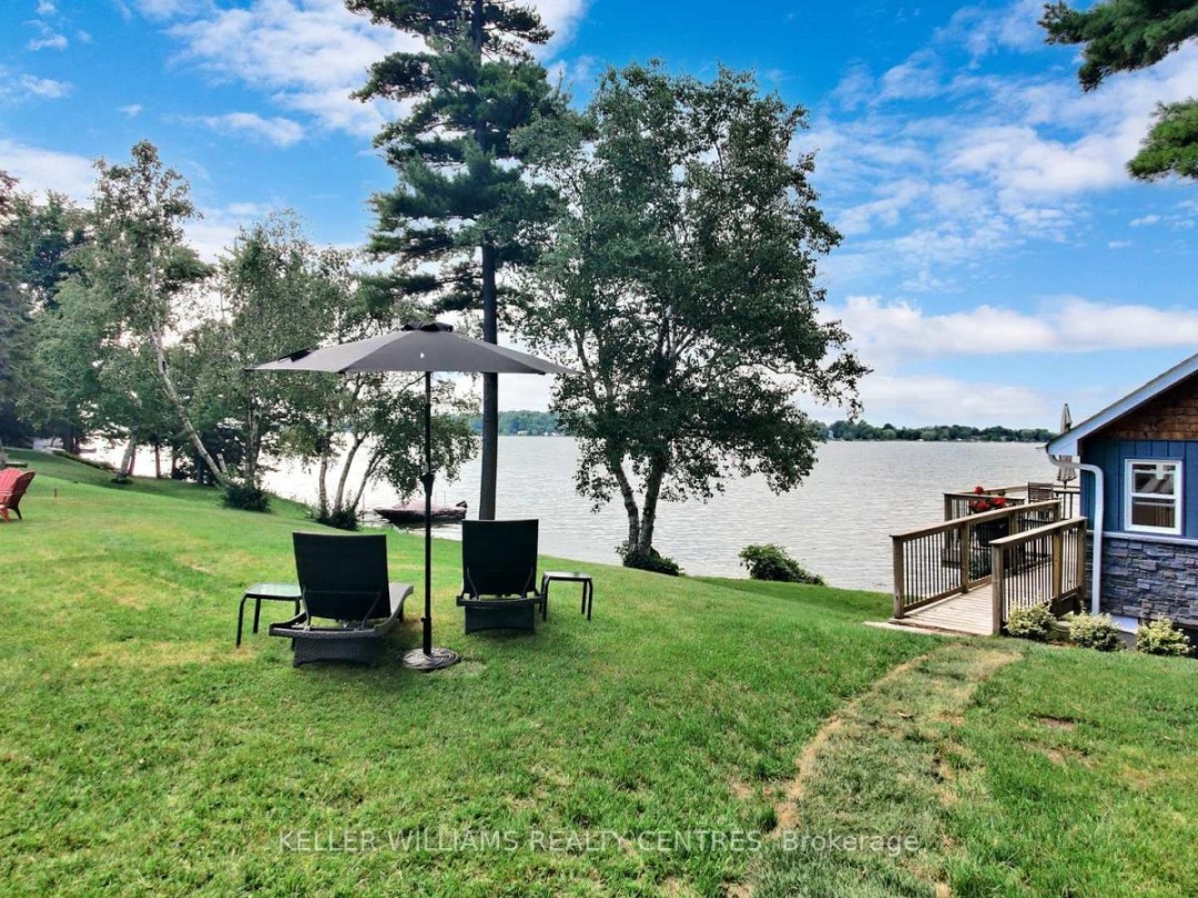 144 Ball Point Road, Scugog Lake