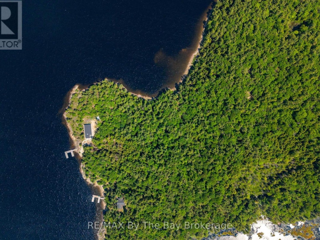 11324 ISLAND 1810/BONE ISLAND, Georgian Bay