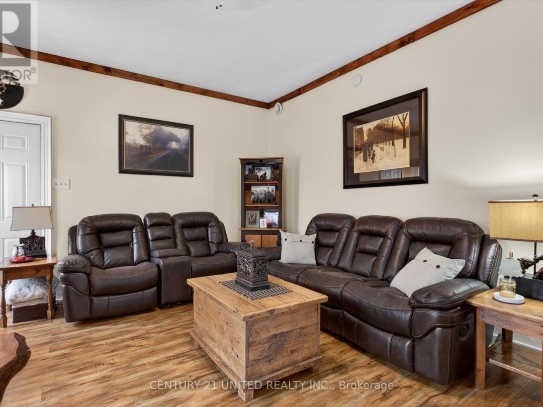 216 ALPINE LAKE ROAD, Pigeon Lake