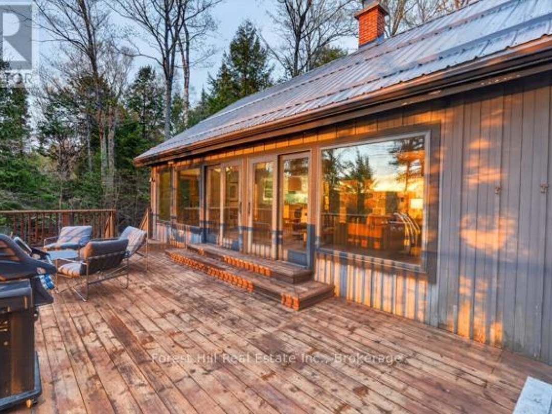 1034 CANNING HEIGHTS ROAD, Canning Lake