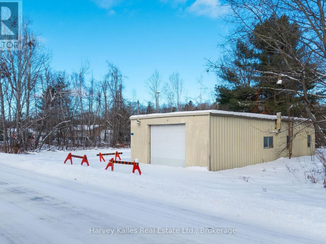 1355 WALKERS POINT ROAD, 