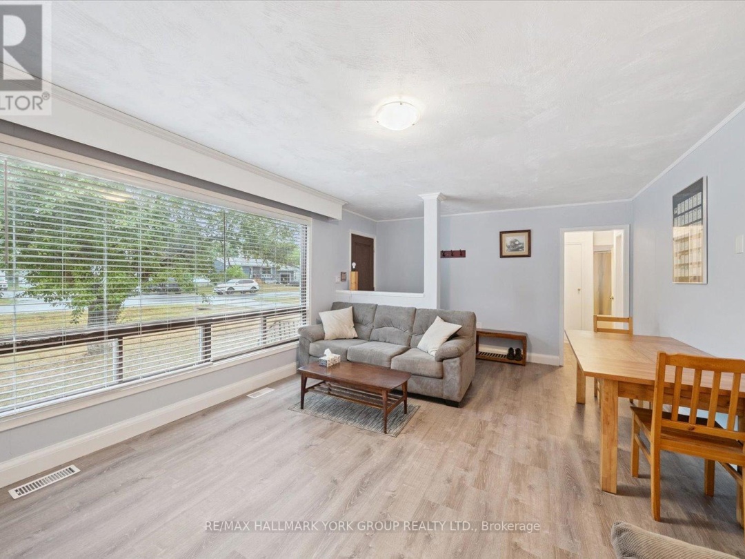 276 CHURCH STREET, Lake Simcoe