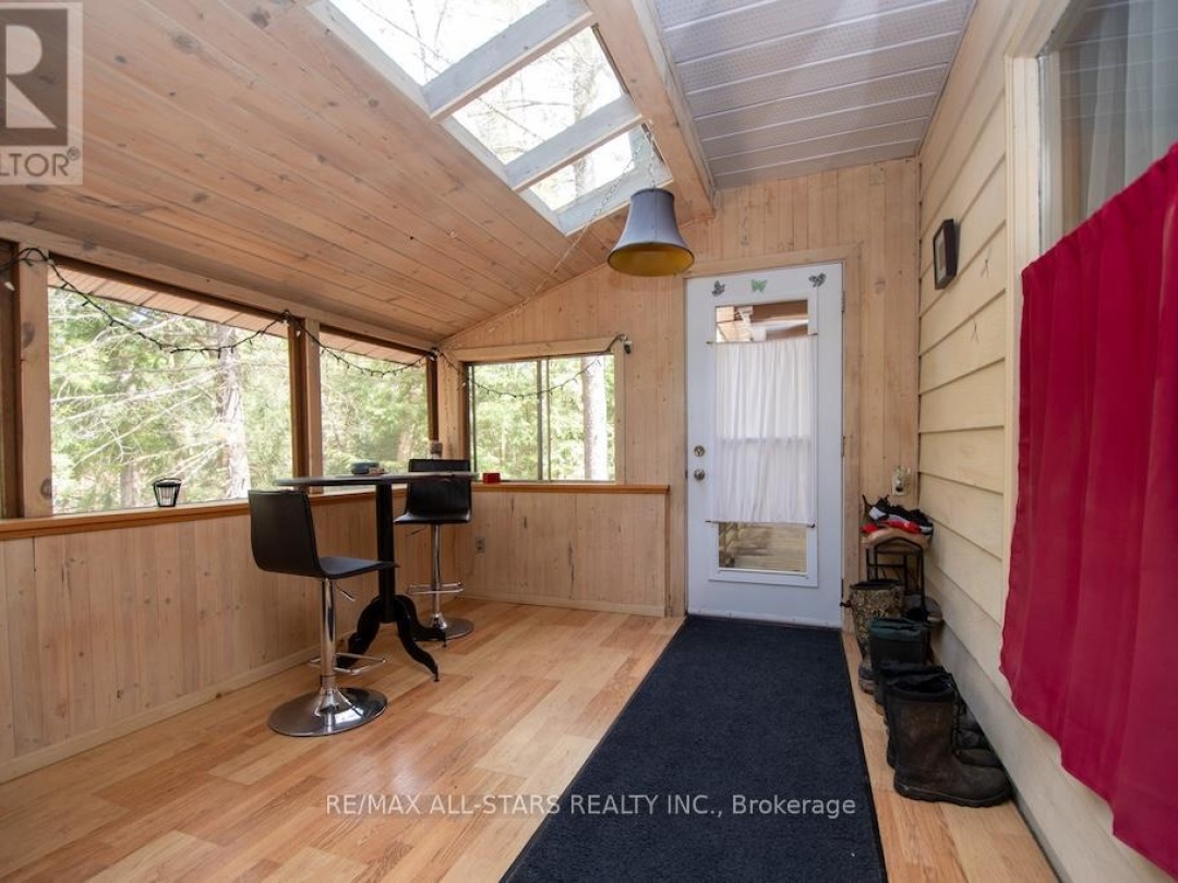 1130 TOWERING OAKS DRIVE, Gull River