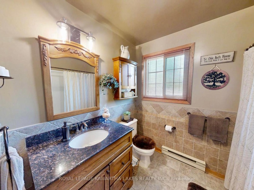 30 Grant Drive, Kawartha Lakes (Oakwood)
