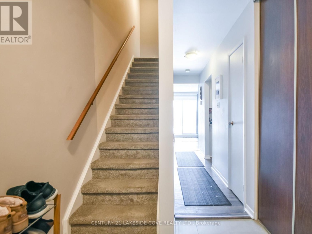 18 - 67 FITTONS ROAD E, Orillia