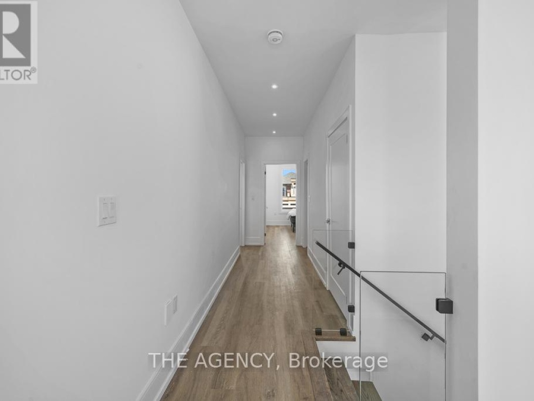 3714 QUAYSIDE DRIVE, Severn (West Shore)