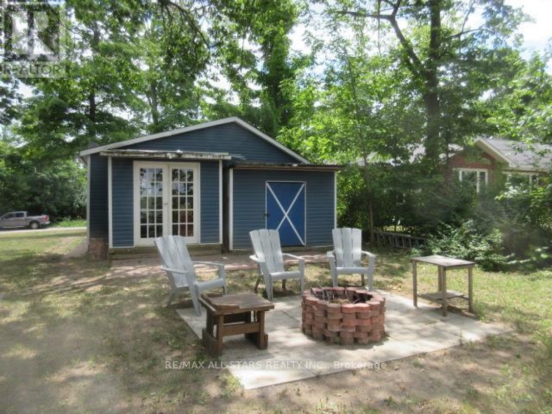 83 KING STREET W, 